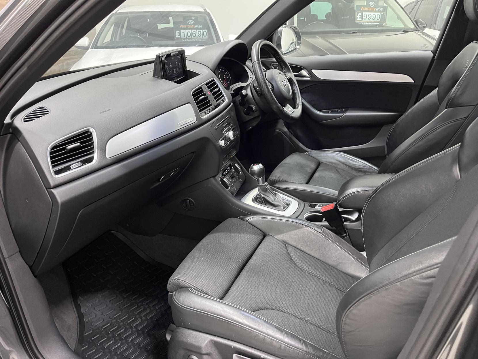 Audi Q3 2.0 TDI S line SUV 5dr Diesel S Tronic quattro Euro 6 (s/s) (150 ps)