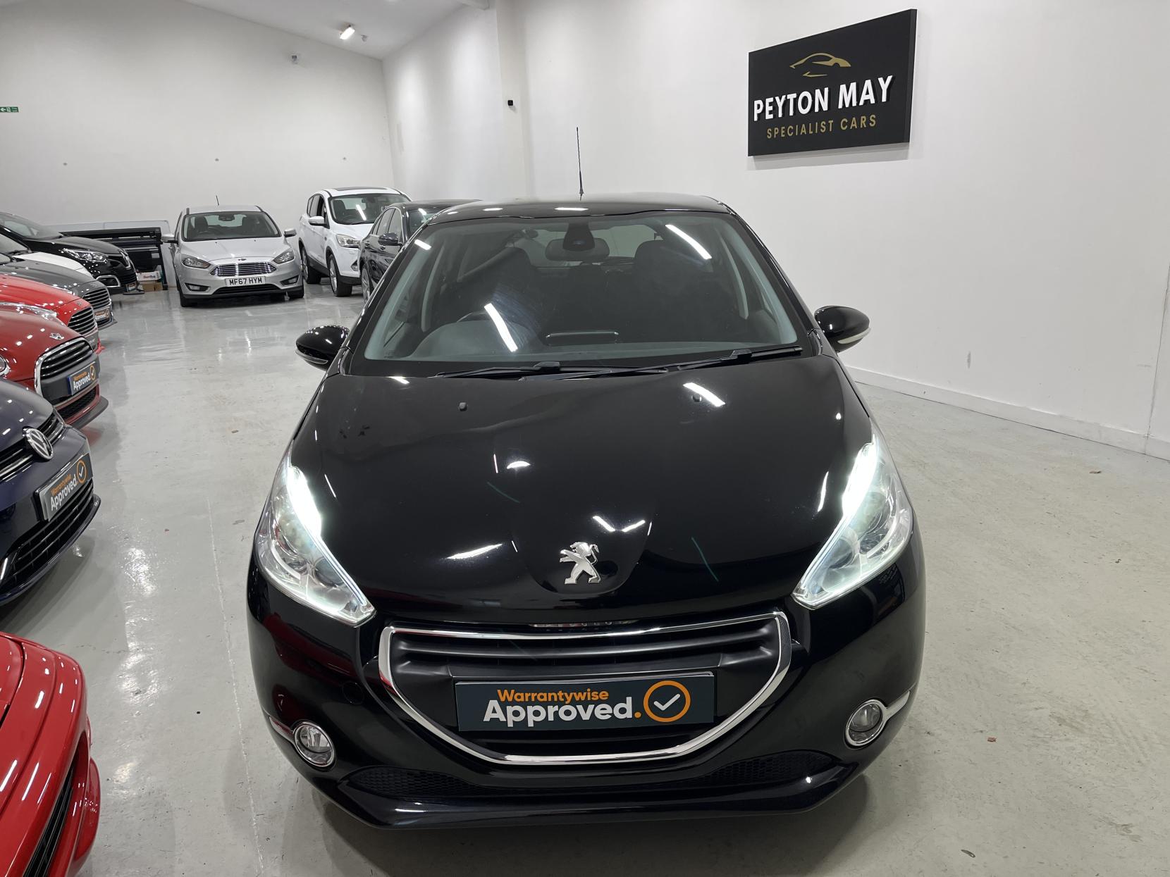 Peugeot 208 1.2 PureTech Allure Hatchback 5dr Petrol Manual Euro 6 (s/s) (110 ps)